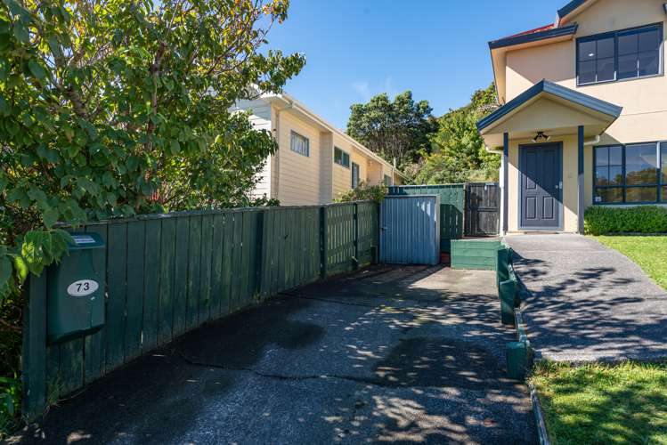 73 Woodhouse Avenue Karori_1