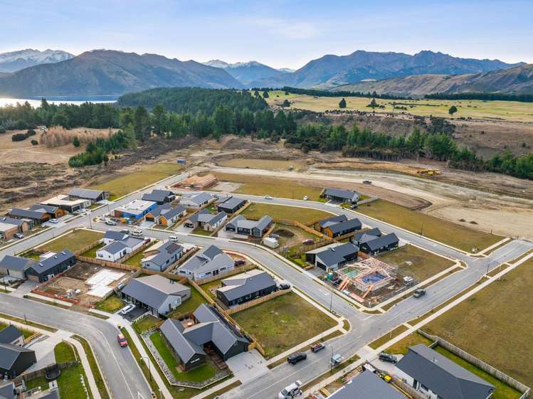 12 Onyx Street Albert Town_6