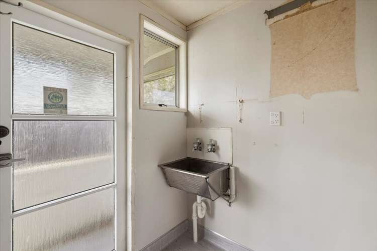 117 Sutherland Road Brookfield_8