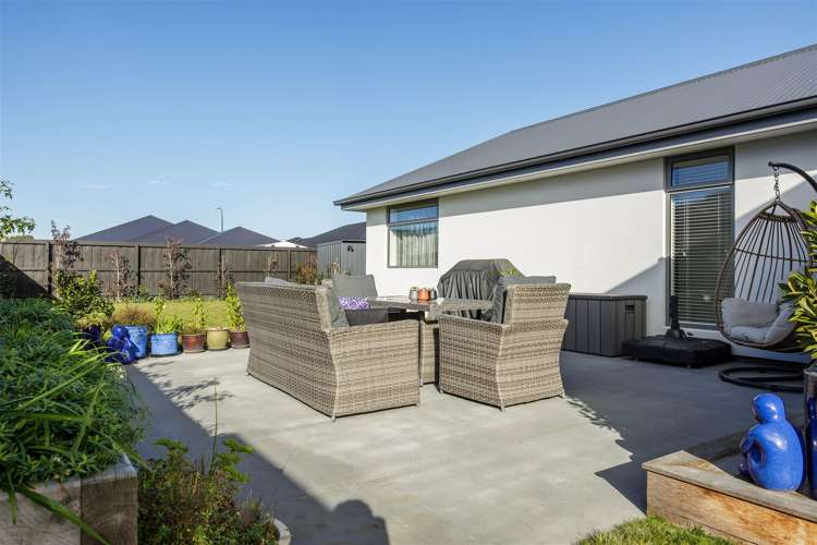 8 Crossley Avenue Woodend_11