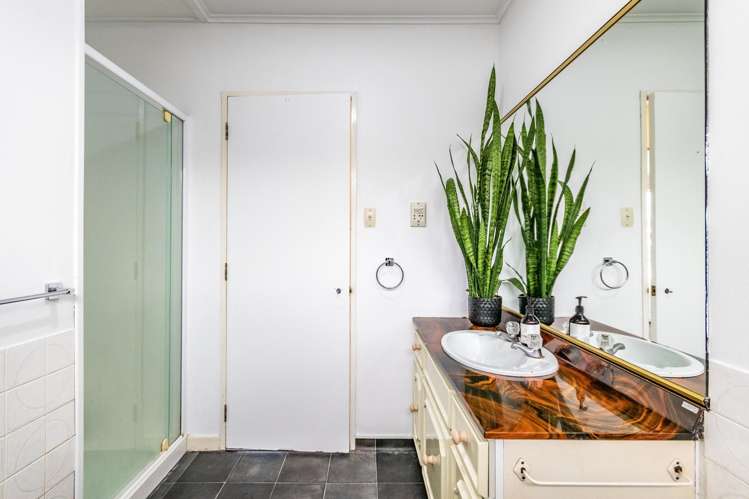 16 Kimberley Grove Westbrook_10