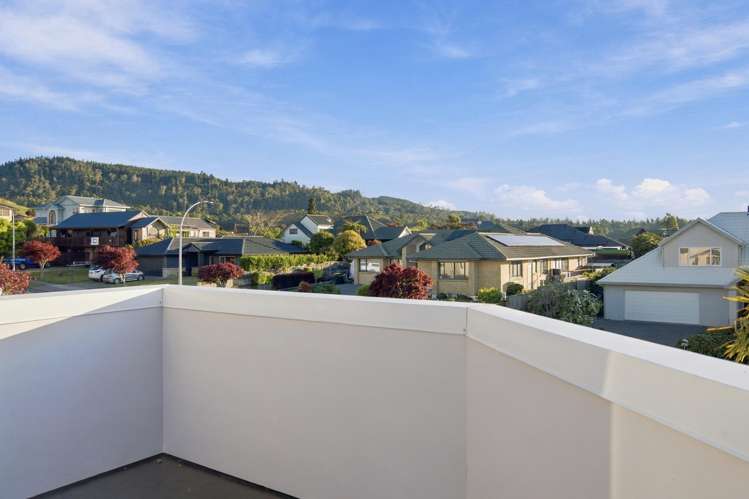 32 Stanley Drive Lynmore_18