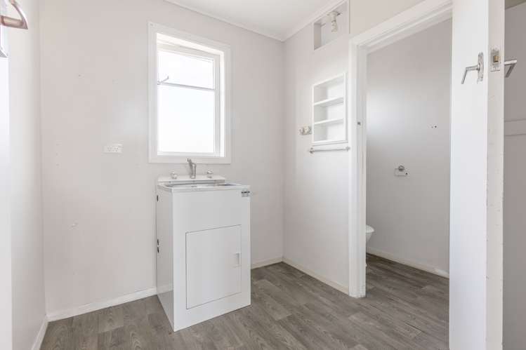 12 Woburn Street Waipukurau and Surrounds_13