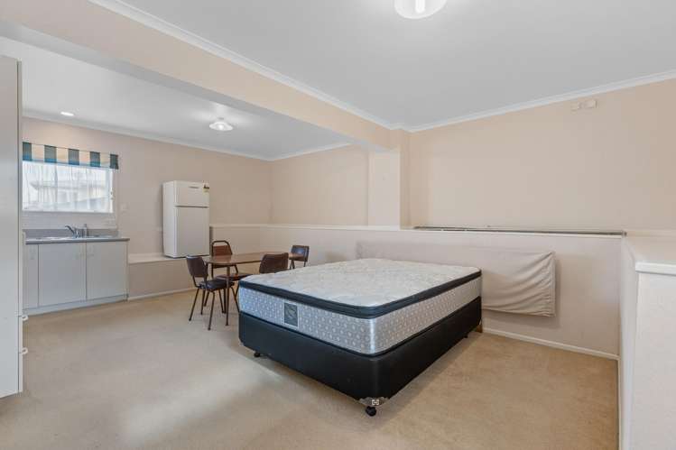 6 Hillcrest Street Glen Avon_23