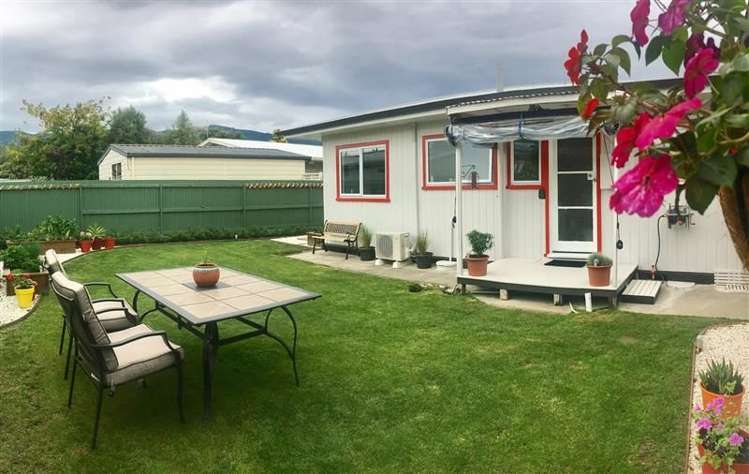 3/5 Kipling Crescent Stoke_7