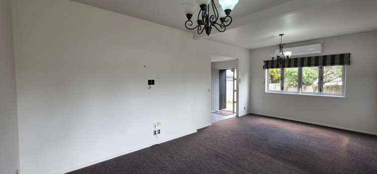  12 Rimutaka Street Paraparaumu_11