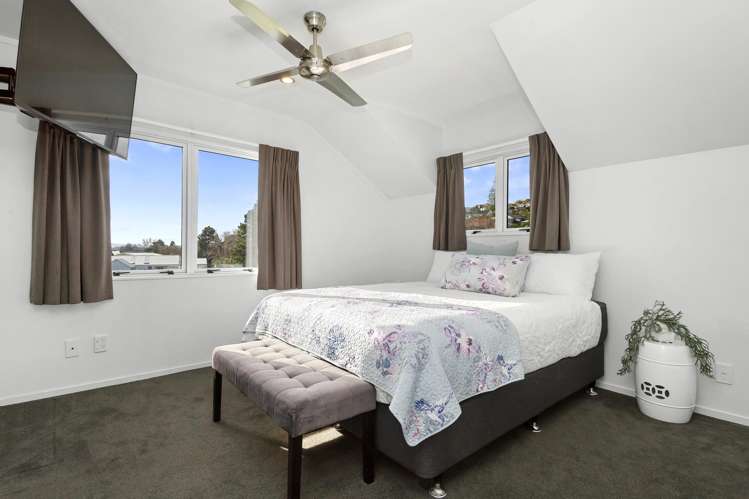 2/9 Tawa Street Tawa_12