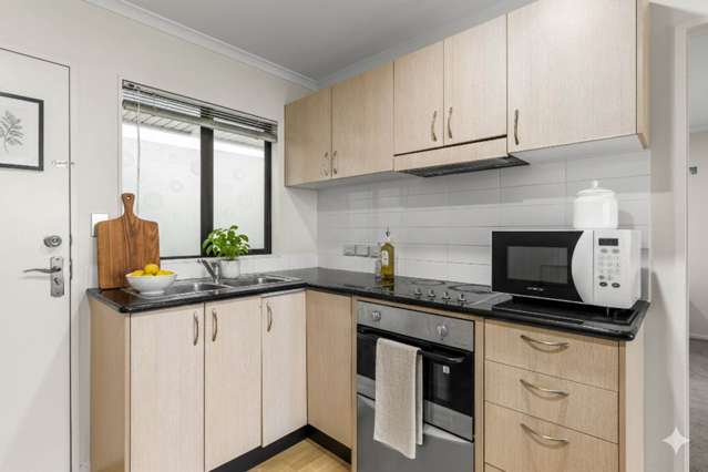 A609/176 Broadway Newmarket_3