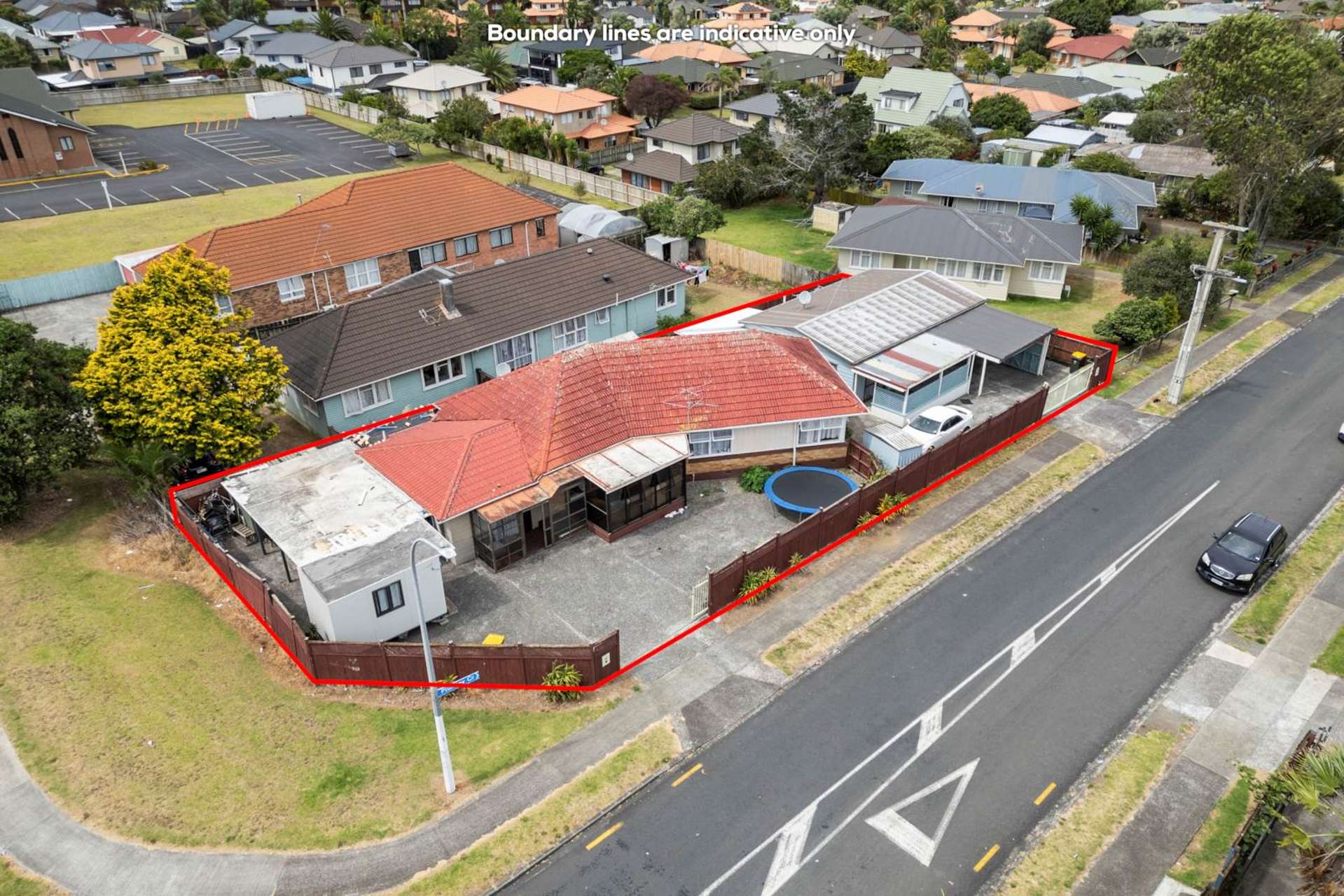 696 Massey Road Mangere_0