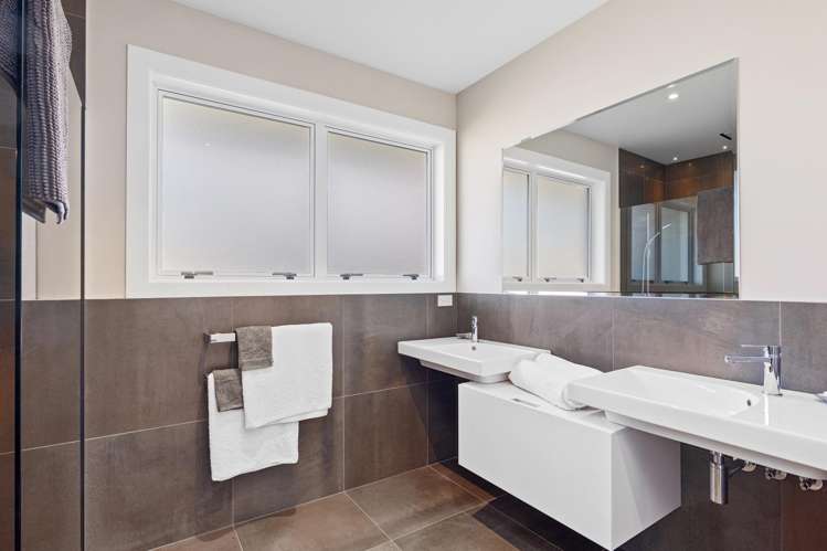 127 Cryers Road Southbridge_13