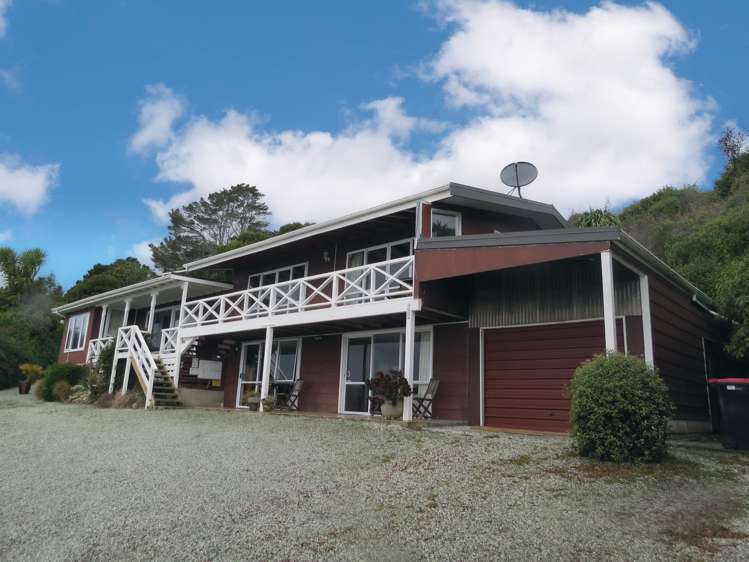 52 Antrim Street Catlins Surrounds_2