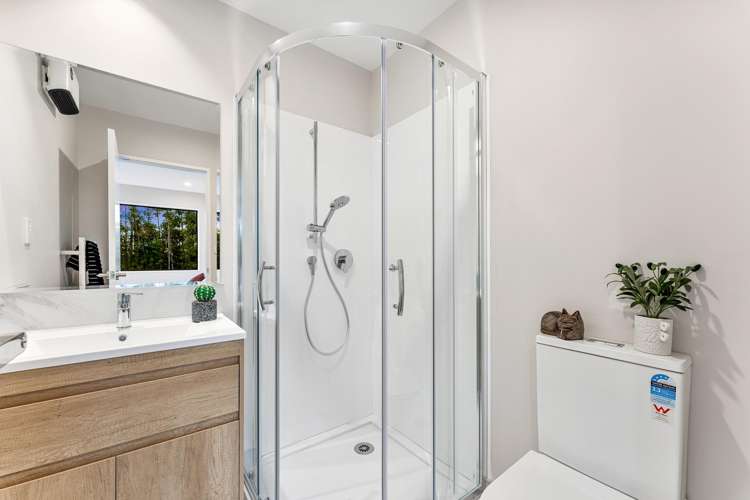 17,19,21 Don Oliver Lane Glen Eden_7