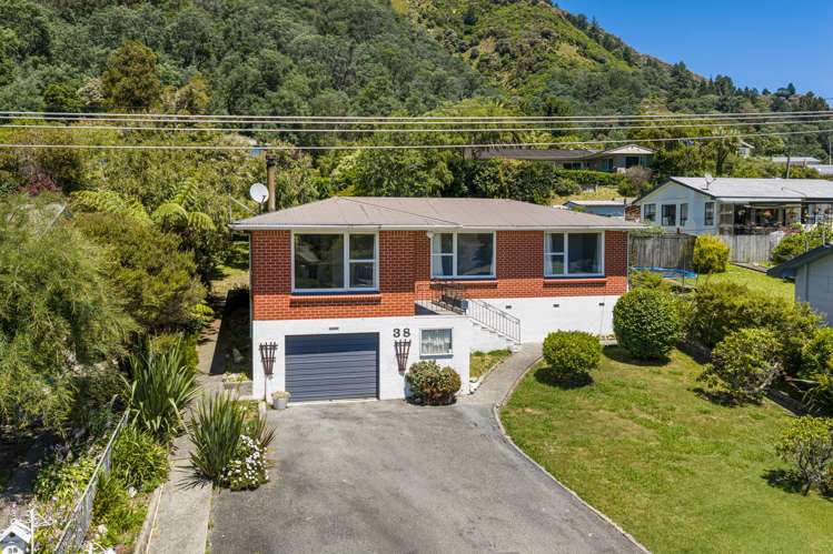 38 South Terrace Picton_13