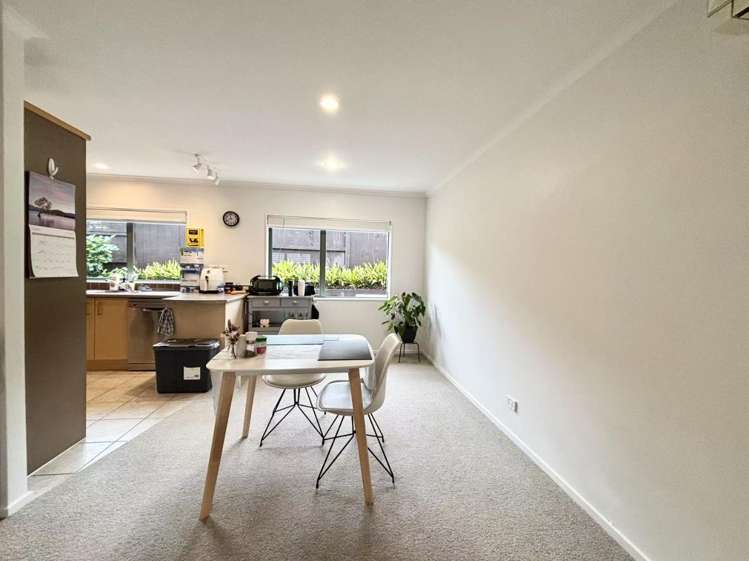 32 Rush Creek Drive Westgate_6