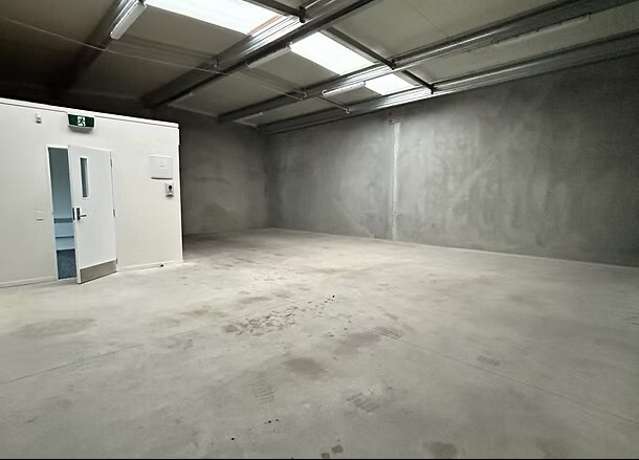 25/3 Factory Drive Rolleston_1