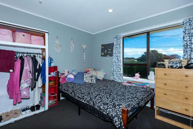 230 Shortland Street Aranui_14