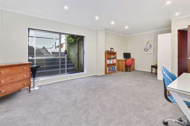 9 Christensen Place Forrest Hill_12