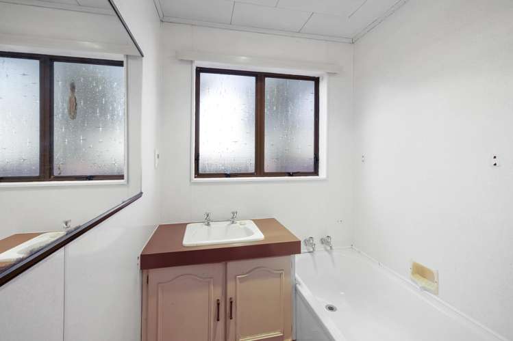 400 Devon Street East Strandon_9