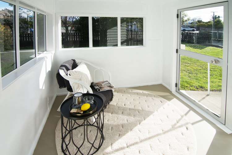 226 High Street North Carterton_7