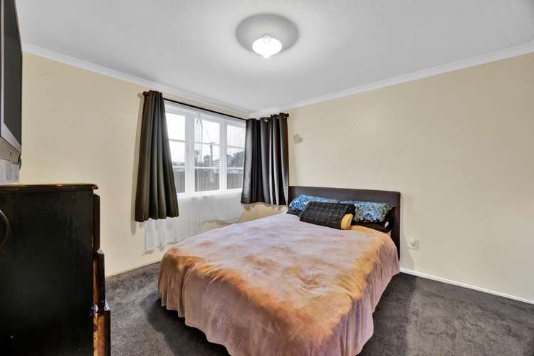 179 Egmont Street Patea_9