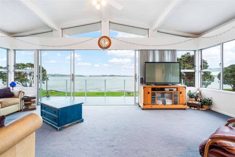 6 Waikaraka Beach Road Tamaterau_3