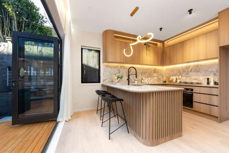 4c Lyford Crescent Sunnynook_5