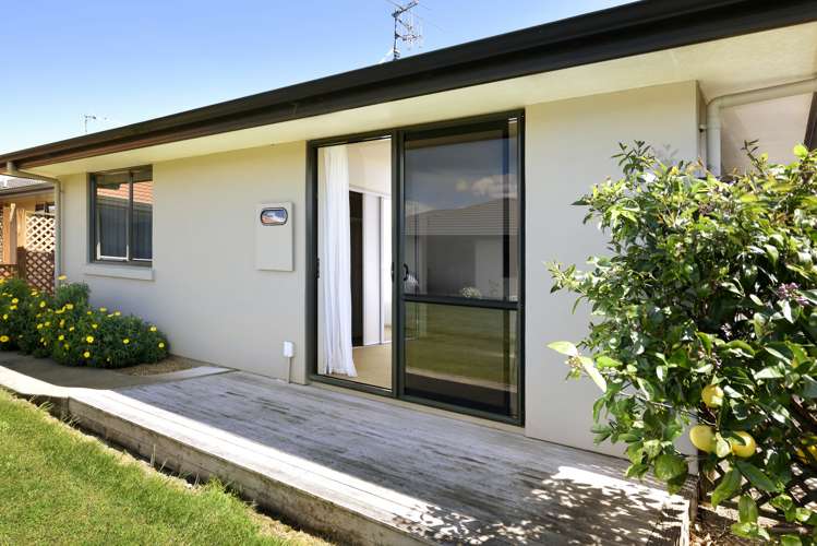 7 Ivy Crescent Richmond_14