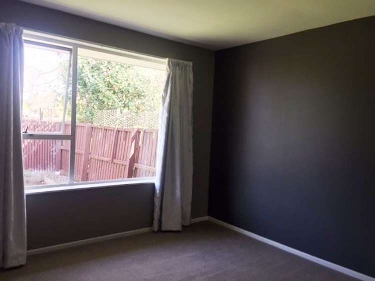 2/24 Hayton Road Wigram_7