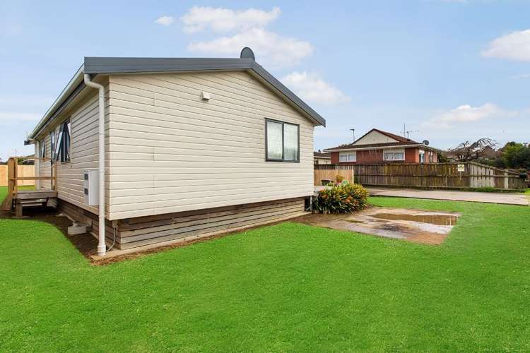 21A York Road Papatoetoe_10