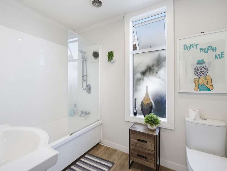 5 Hargest Crescent Saint Kilda_10