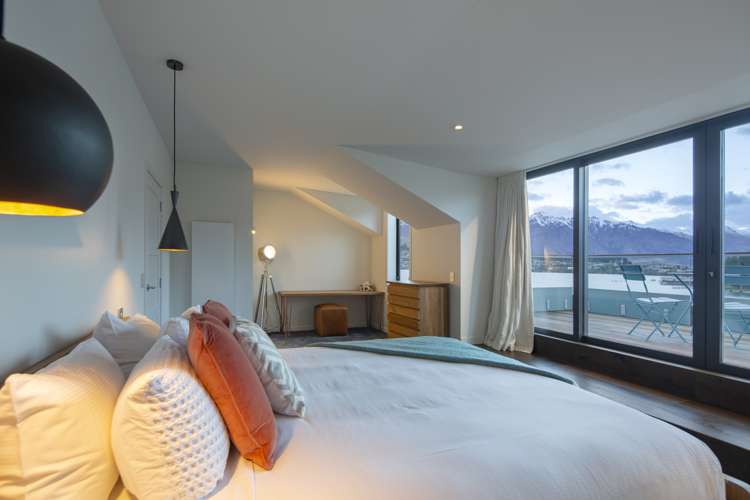 10 The Terrace Queenstown_12