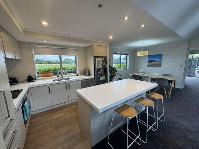 11 Pinaster Place Parklands_2