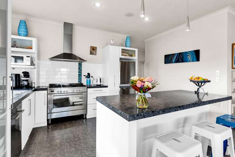 19 Nobs Line Strandon_6