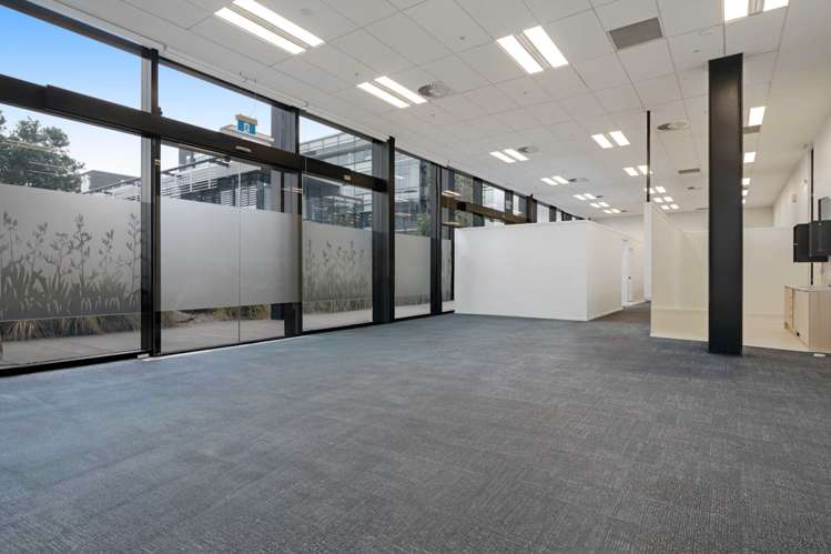 G01/6 Leonard Isitt Drive Auckland Airport_5