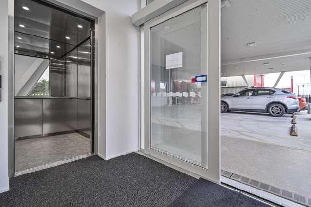 105 Ford Road Onekawa_4