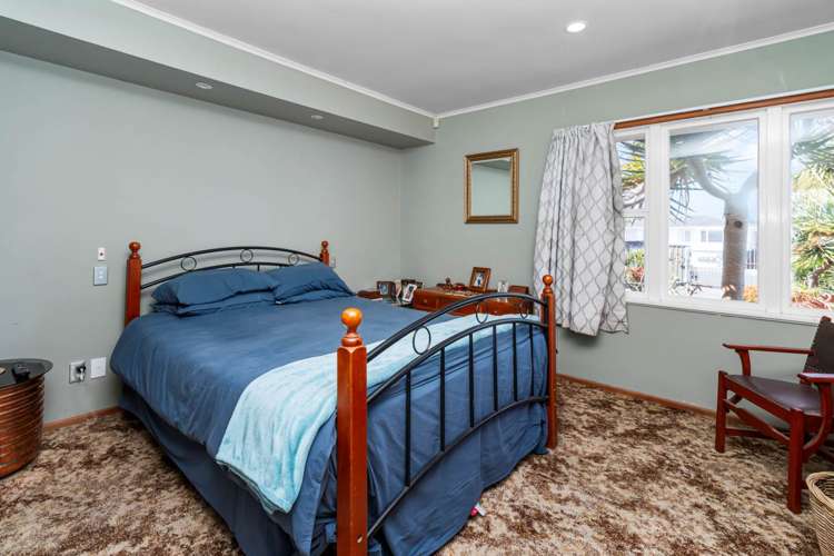 28 James Laurie Street Henderson_8