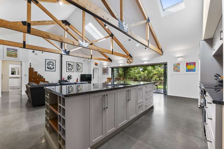 525 Kaipikari Road Urenui_12