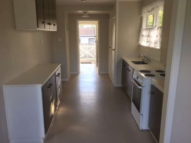 1/54 Gloria Avenue Te Atatu Peninsula_7