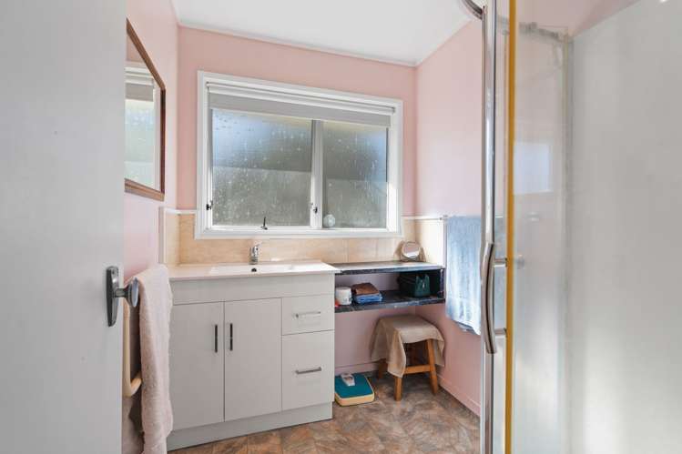 2 Rakatau Place Ruakaka_14