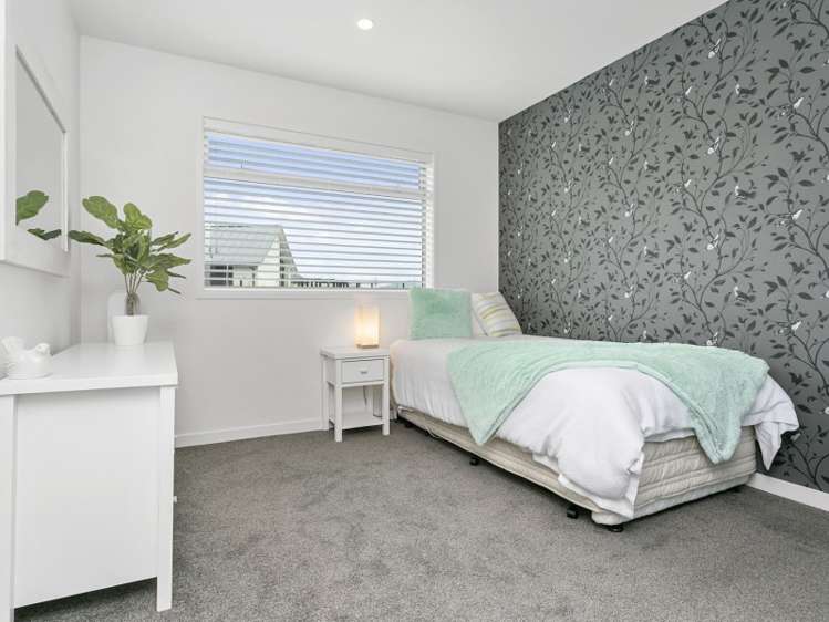 37 Baxter Michael Crescent Cambridge_14