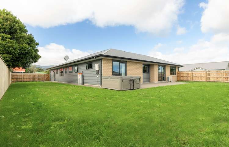 27 Cobb Place Otaki_18