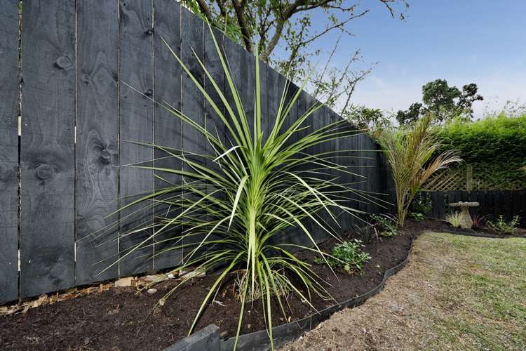 34 Dolbear Street Titirangi_10