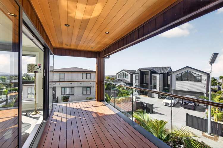 1 Taku Close Long Bay_26