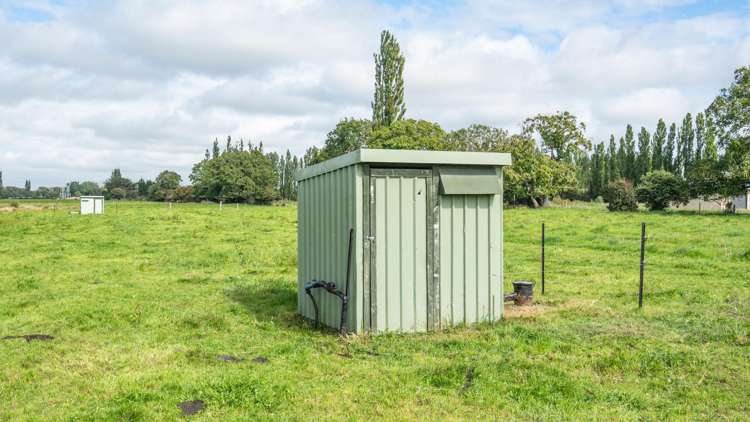 249 Plaskett Road Fernside_34