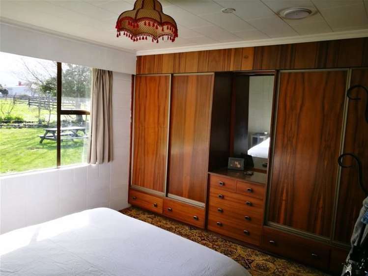 26 High Street Eltham_9