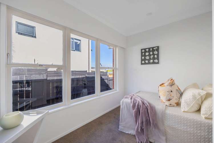 2a/31 Athens Road Onehunga_5