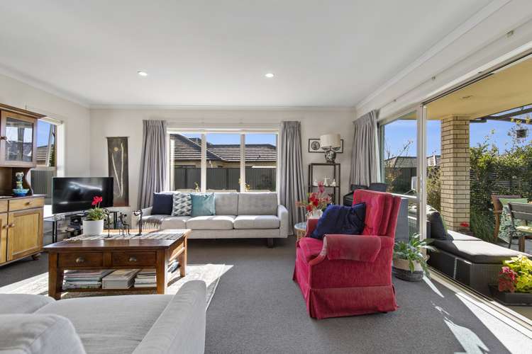 9 Peter Way Place Glenview_5