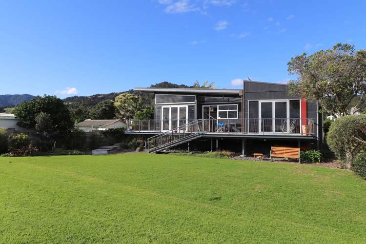 19 Seaview Avenue Te Puru_24