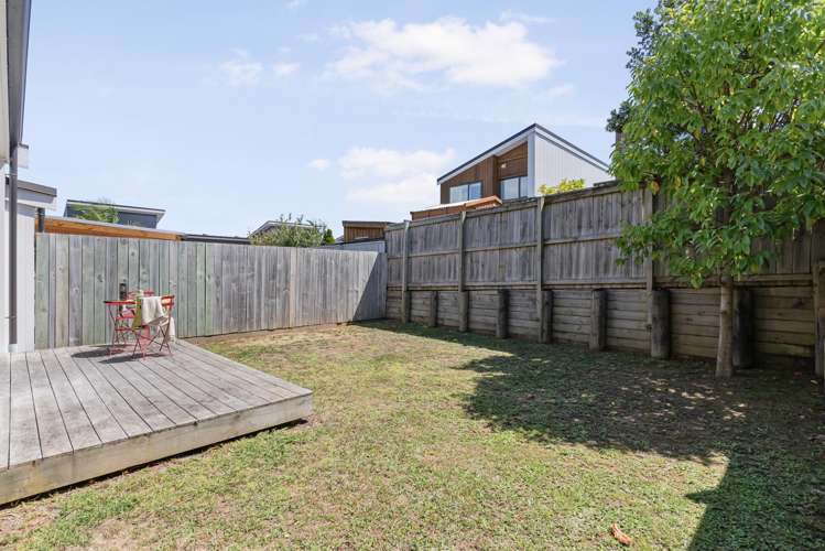 6 Quarters Lane Beachlands_17