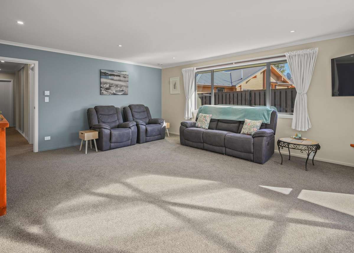 2 West View_2